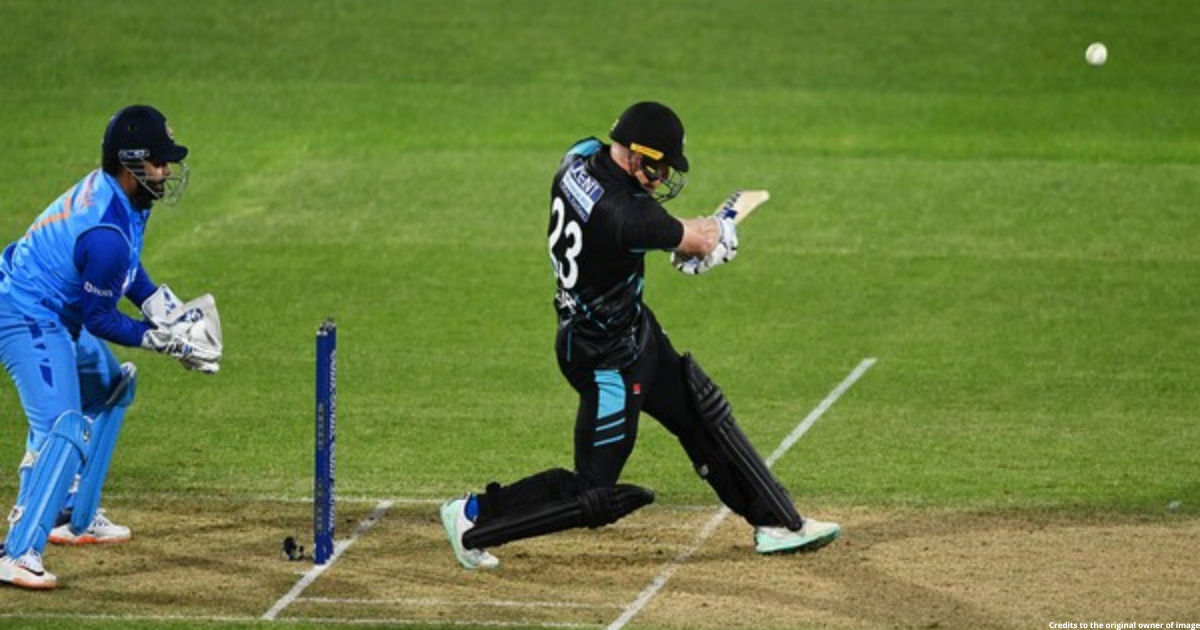 Fiery spells from Siraj, Arshdeep undo Conway-Phillips hard work, bundle out NZ for 160 in third T20I